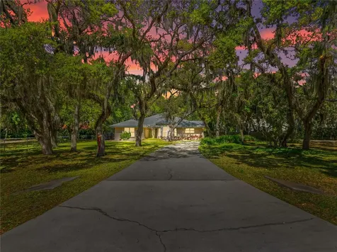 3209 Oak Grove Drive Sarasota FL 34243