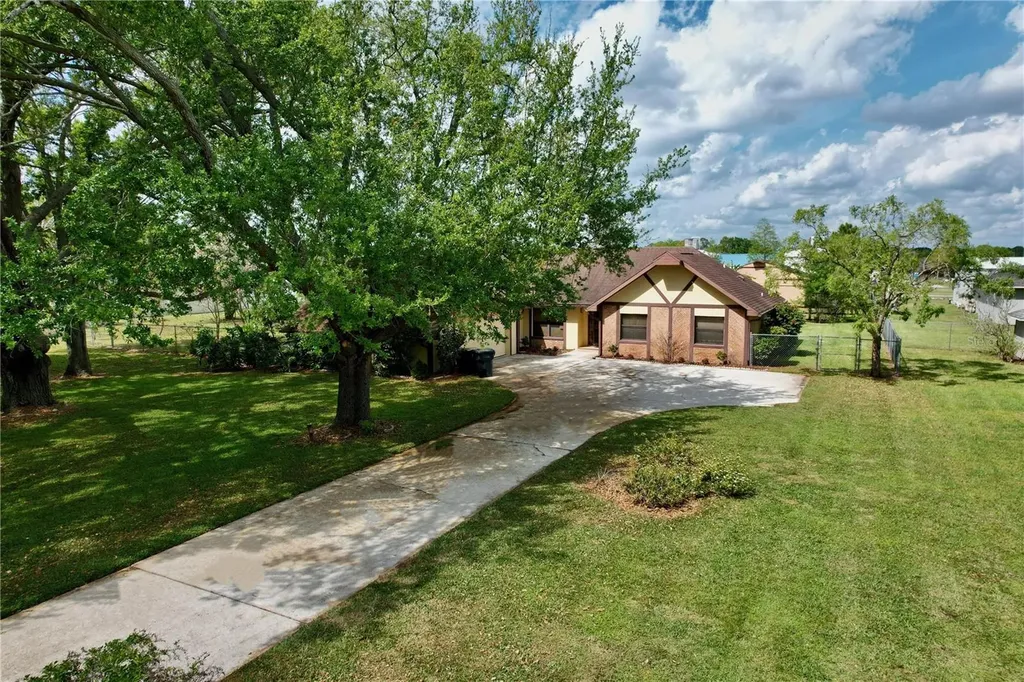 907 Kristina Court Auburndale FL 33823