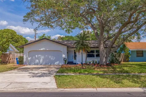 5611 Denver Street NE St Petersburg FL 33703