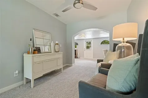5611 Denver Street NE St Petersburg FL 33703