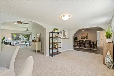 5611 Denver Street NE St Petersburg FL 33703