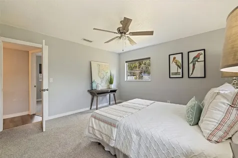 5611 Denver Street NE St Petersburg FL 33703