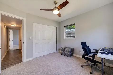 5611 Denver Street NE St Petersburg FL 33703