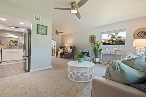 5611 Denver Street NE St Petersburg FL 33703