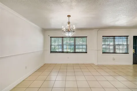 2702 W Bird Street Tampa FL 33614