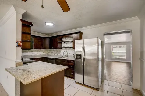 2702 W Bird Street Tampa FL 33614