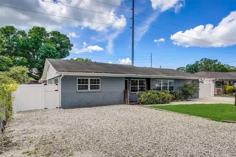 2702 W Bird Street Tampa FL 33614