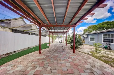 2702 W Bird Street Tampa FL 33614
