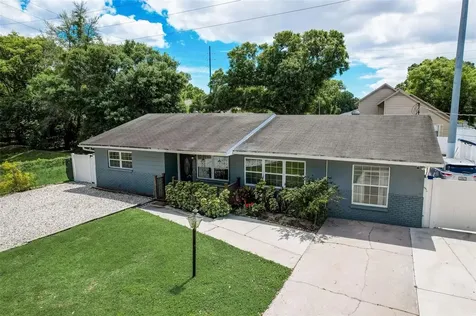 2702 W Bird Street Tampa FL 33614