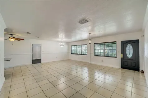 2702 W Bird Street Tampa FL 33614