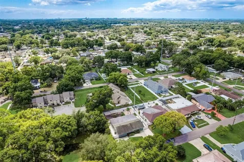 2702 W Bird Street Tampa FL 33614