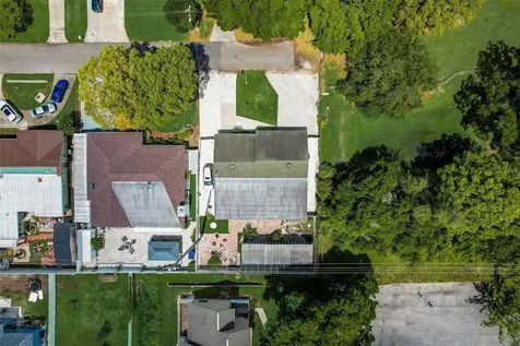 2702 W Bird Street Tampa FL 33614