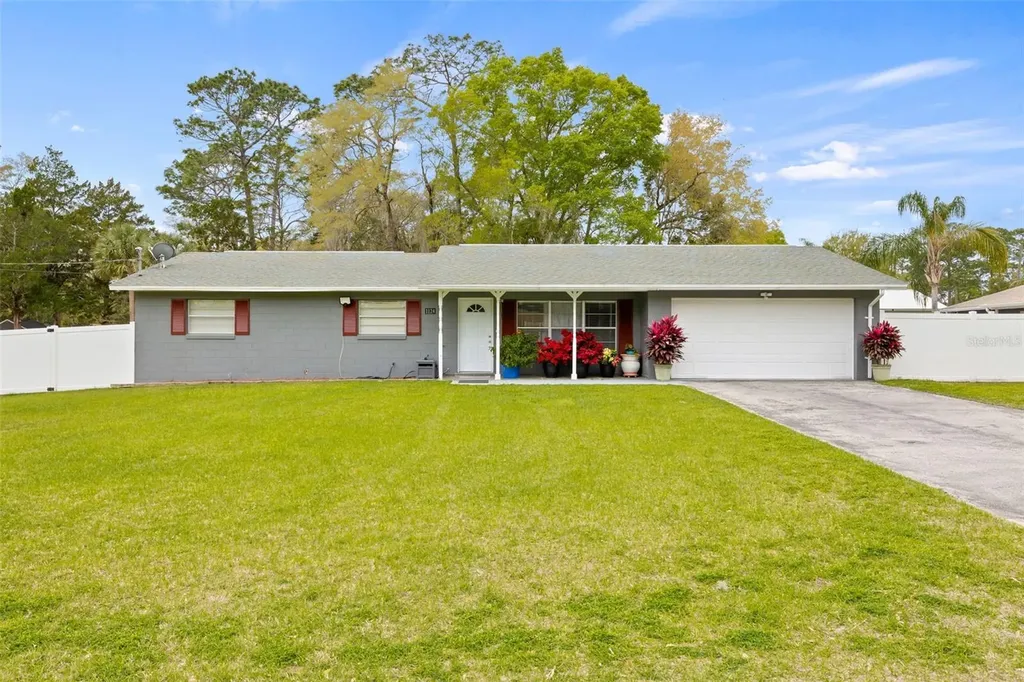 1124 NE 46th Court Ocala FL 34470