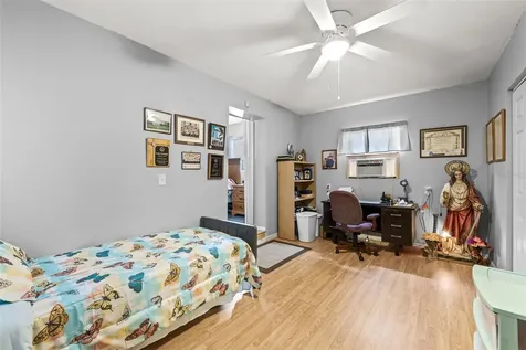 1124 NE 46th Court Ocala FL 34470