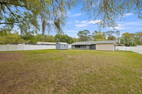 1124 NE 46th Court Ocala FL 34470