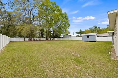 1124 NE 46th Court Ocala FL 34470