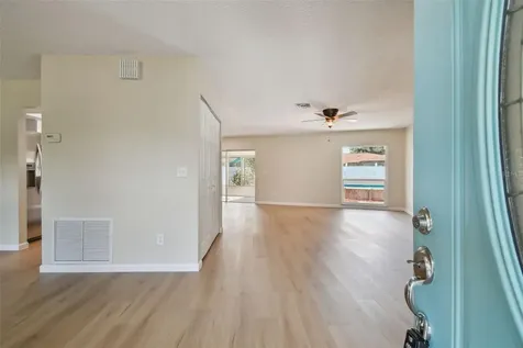 524 Sandy Creek Drive Brandon FL 33511