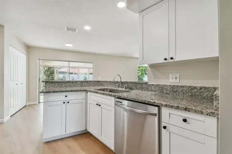 524 Sandy Creek Drive Brandon FL 33511
