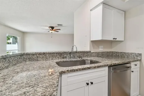 524 Sandy Creek Drive Brandon FL 33511