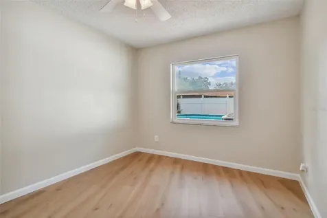 524 Sandy Creek Drive Brandon FL 33511