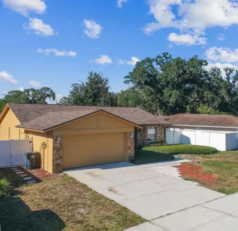 524 Sandy Creek Drive Brandon FL 33511