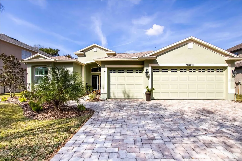 10650 Grand Riviere Drive Tampa FL 33647