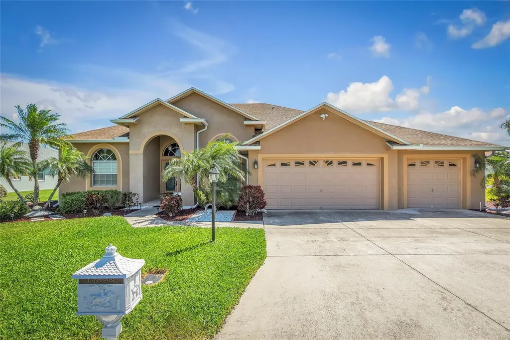 330 Terranova Boulevard Winter Haven FL 33884