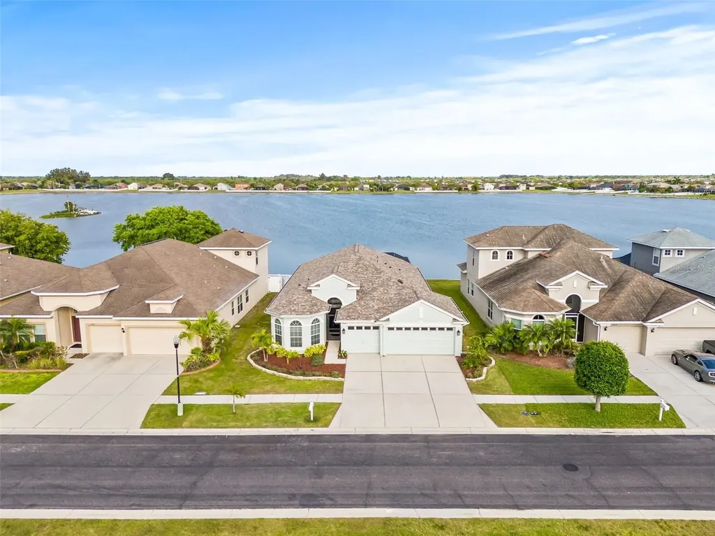 1764 Mira Lago Circle Ruskin FL 33570