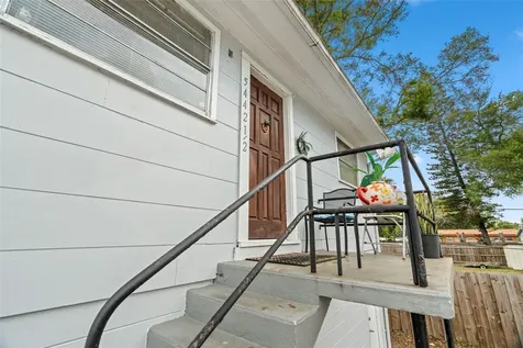 5442 9th Avenue N St Petersburg FL 33710