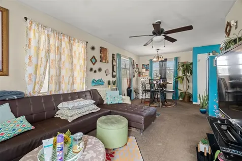 5442 9th Avenue N St Petersburg FL 33710