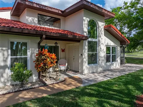 2728 Clubhouse Drive Lake Wales FL 33898