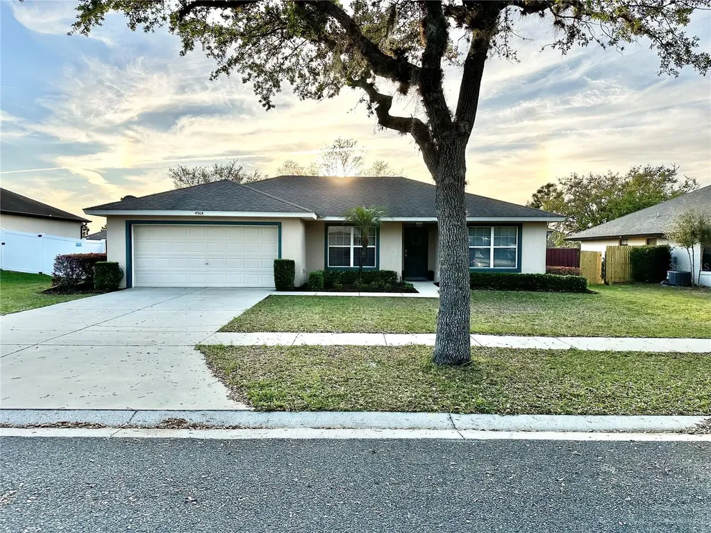 4504 Caicos Drive Tavares FL 32778