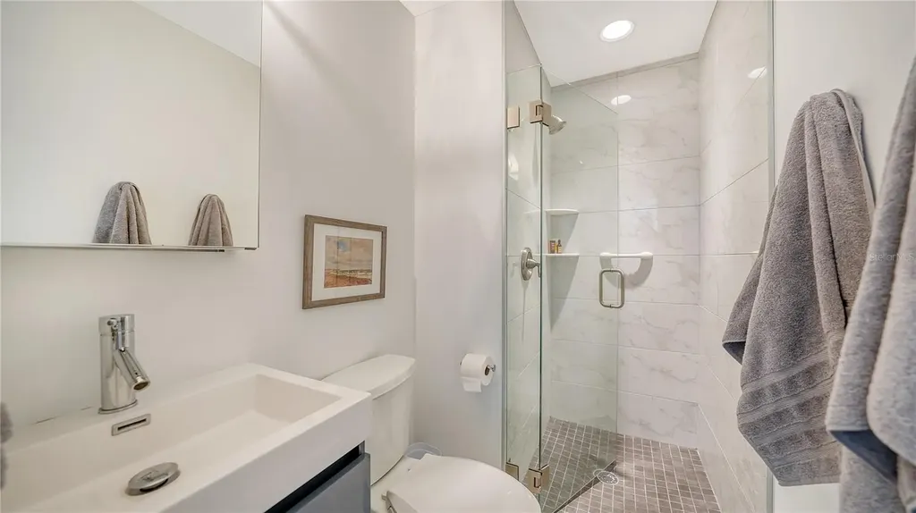 425 Mckinley Drive Sarasota FL 34236