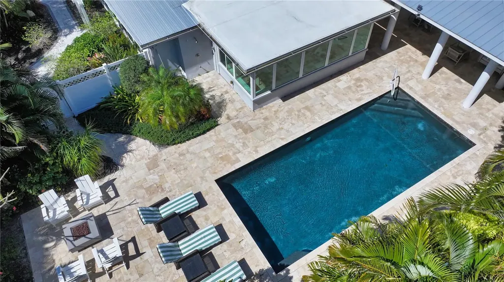425 Mckinley Drive Sarasota FL 34236