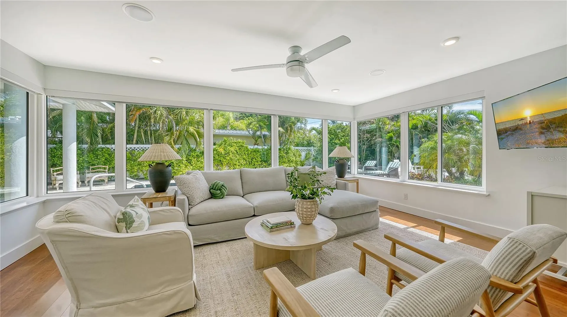 425 Mckinley Drive Sarasota FL 34236