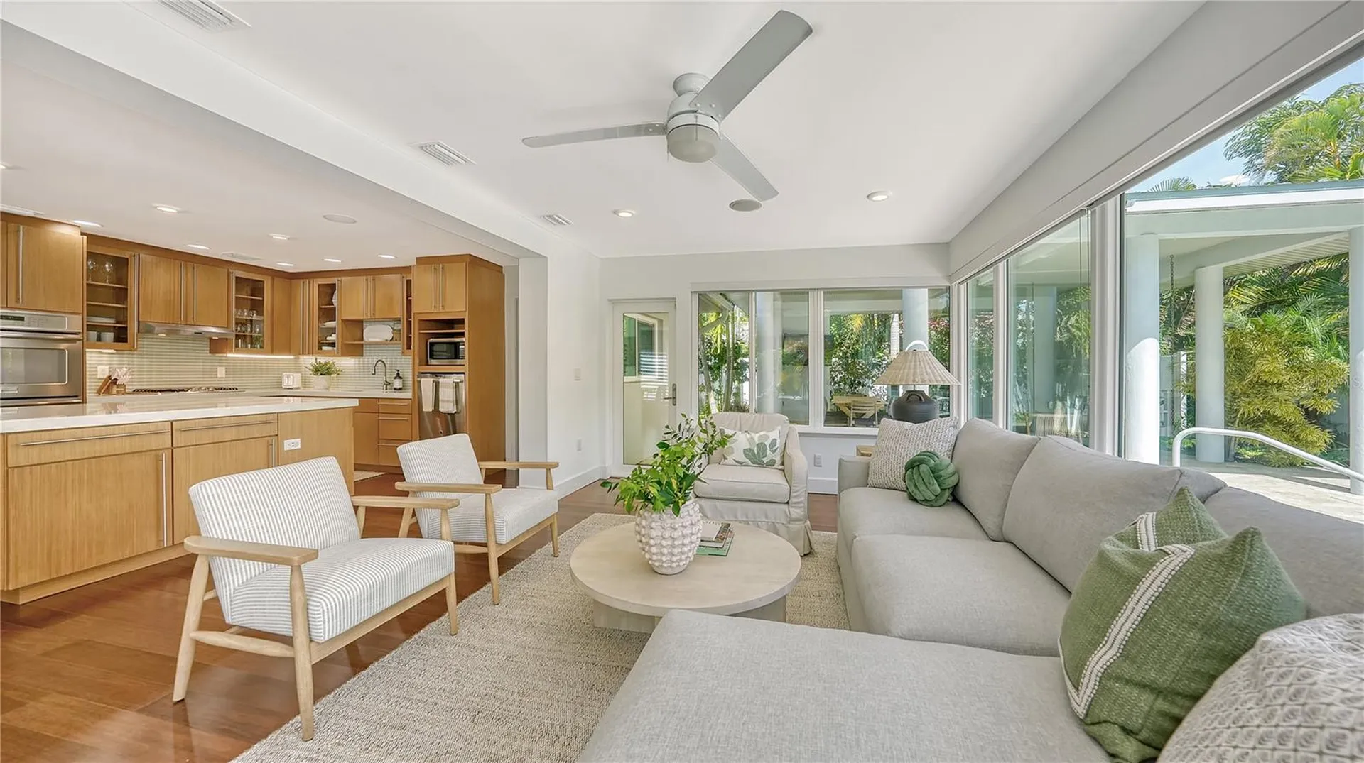 425 Mckinley Drive Sarasota FL 34236