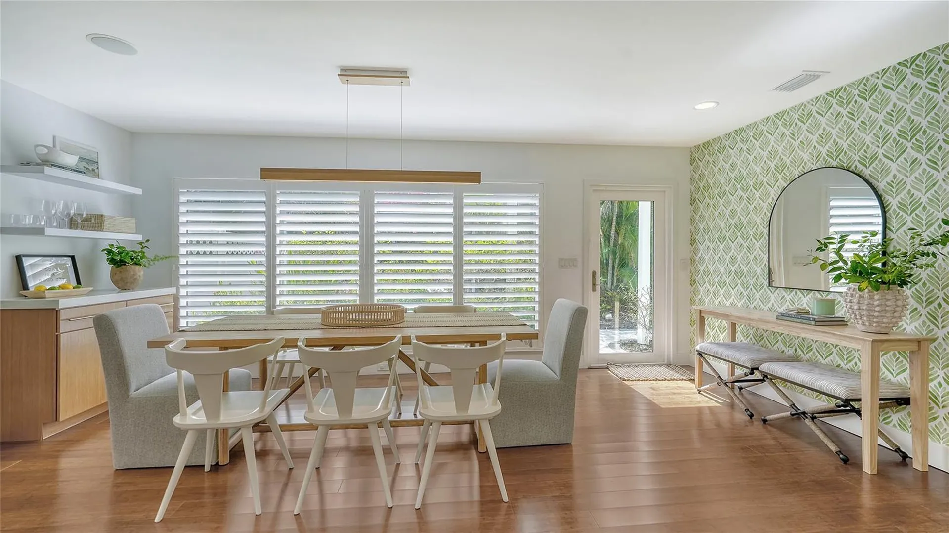 425 Mckinley Drive Sarasota FL 34236