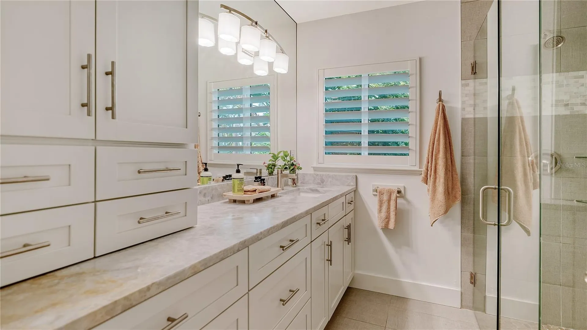 425 Mckinley Drive Sarasota FL 34236