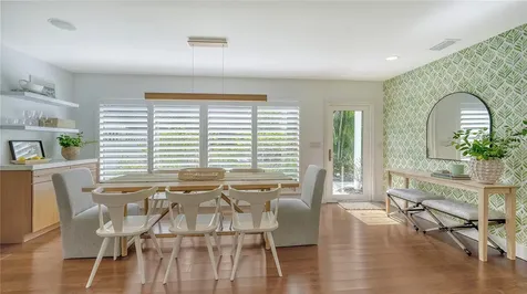 425 Mckinley Drive Sarasota FL 34236