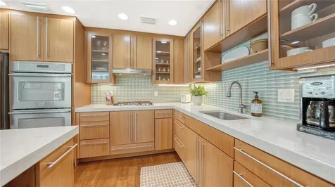425 Mckinley Drive Sarasota FL 34236