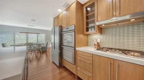 425 Mckinley Drive Sarasota FL 34236