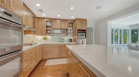 425 Mckinley Drive Sarasota FL 34236
