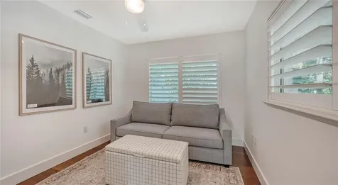425 Mckinley Drive Sarasota FL 34236