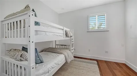 425 Mckinley Drive Sarasota FL 34236