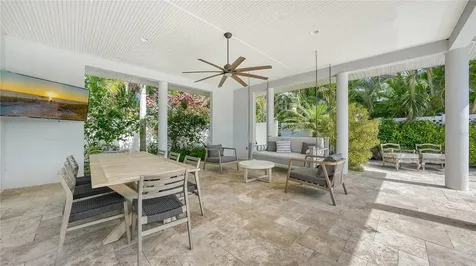 425 Mckinley Drive Sarasota FL 34236