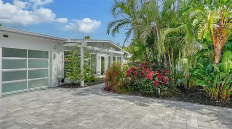 425 Mckinley Drive Sarasota FL 34236