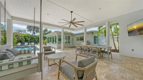 425 Mckinley Drive Sarasota FL 34236