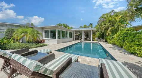 425 Mckinley Drive Sarasota FL 34236
