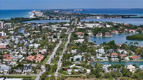 425 Mckinley Drive Sarasota FL 34236