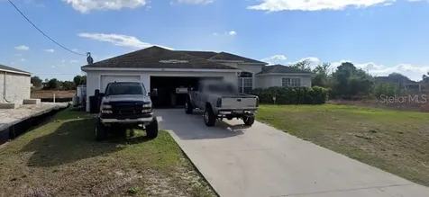 4211 27th Street SW Lehigh Acres FL 33976